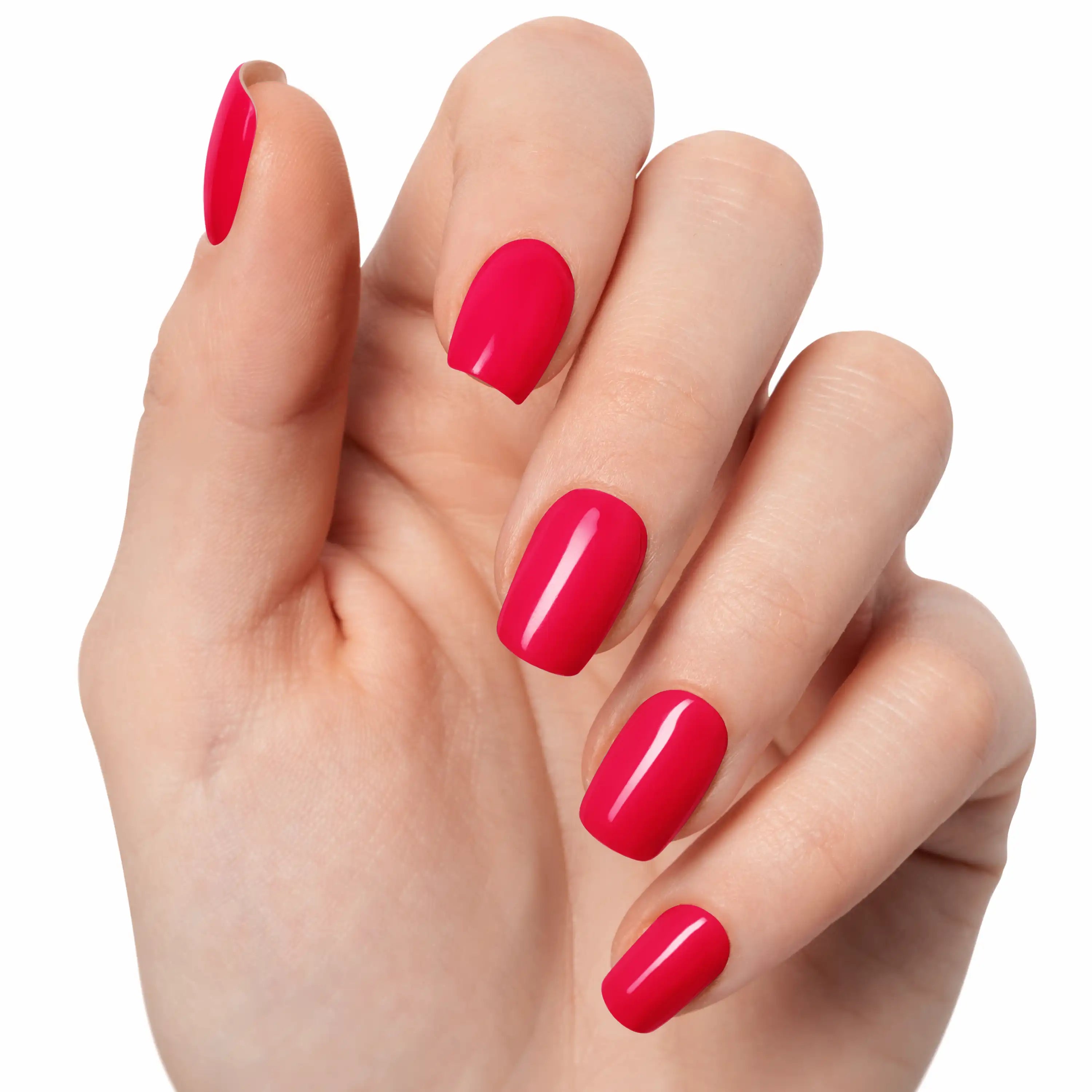 Gel Wraps Glamisu Fuchsia Iconique N°281 – gros plan manucure fuchsia brillante, ongles lisses et nets, fond blanc